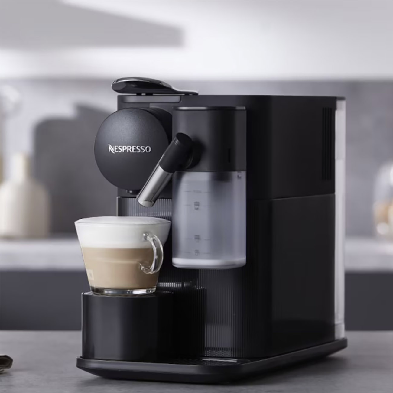 Nespresso Lattissima One Coffee Machine / 1L Capacity / With Steam Wand ...