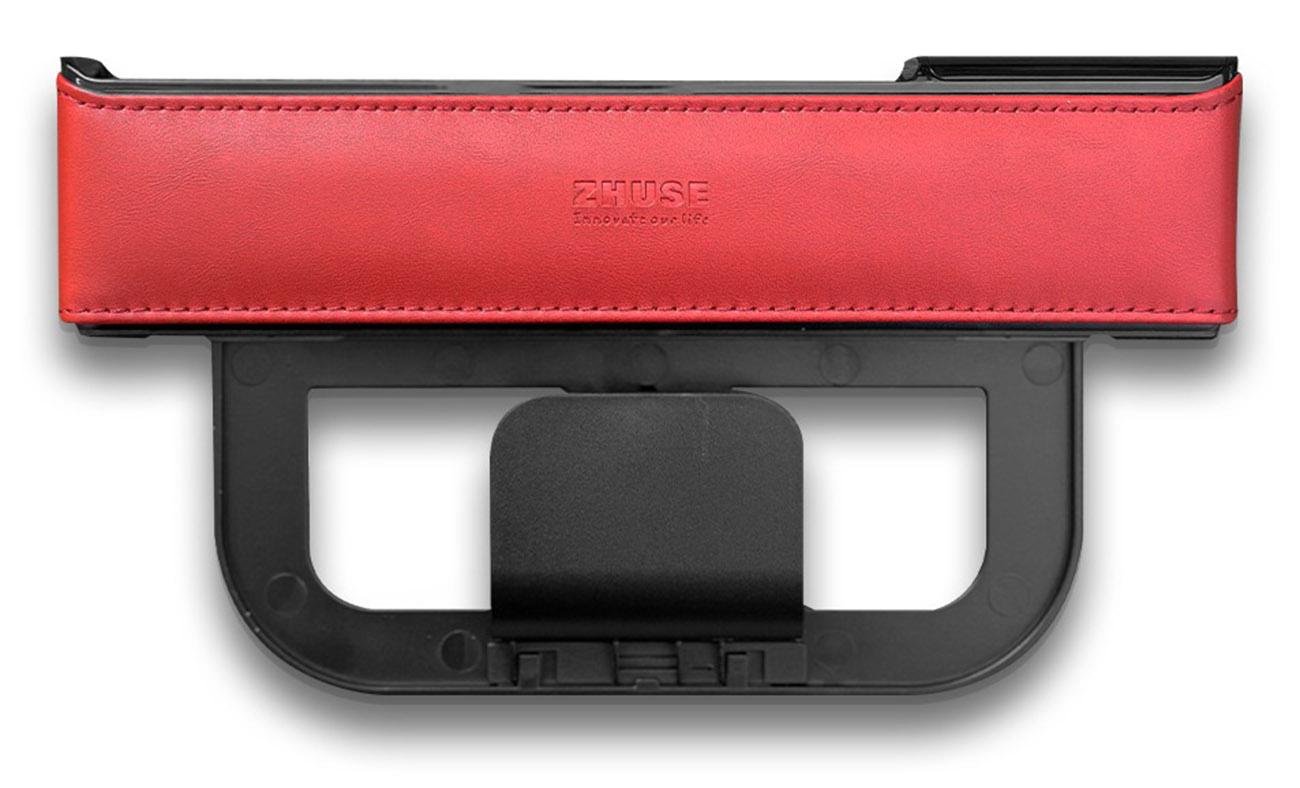منظم الاغراض للسيارة من Zhuse / مع مدخل USB و تايب سي مدمج / يستخدم بين الكراسي / احمر