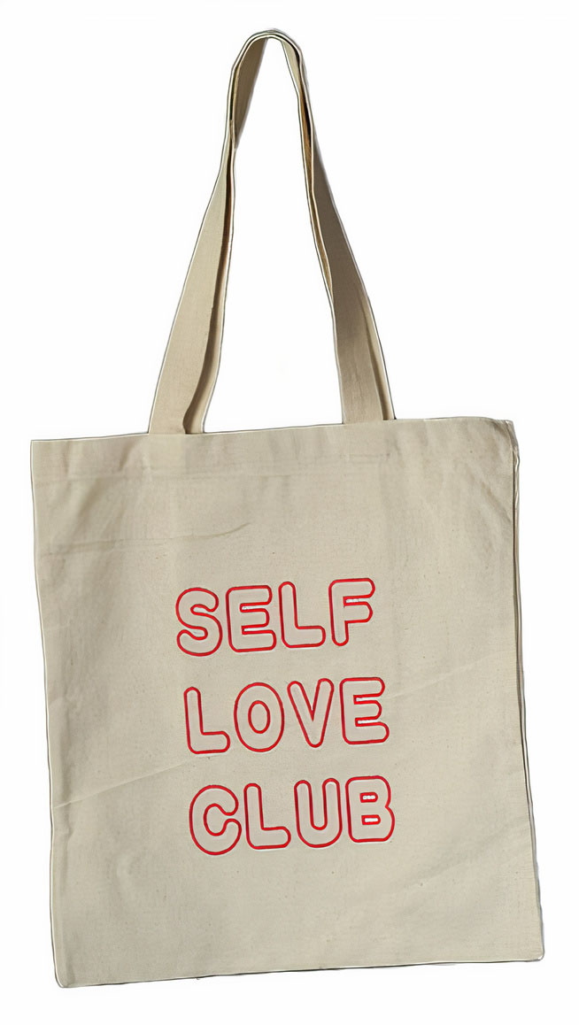 شنطة Tote Bag من Sada / مع تطريز Self Love Club / ابيض