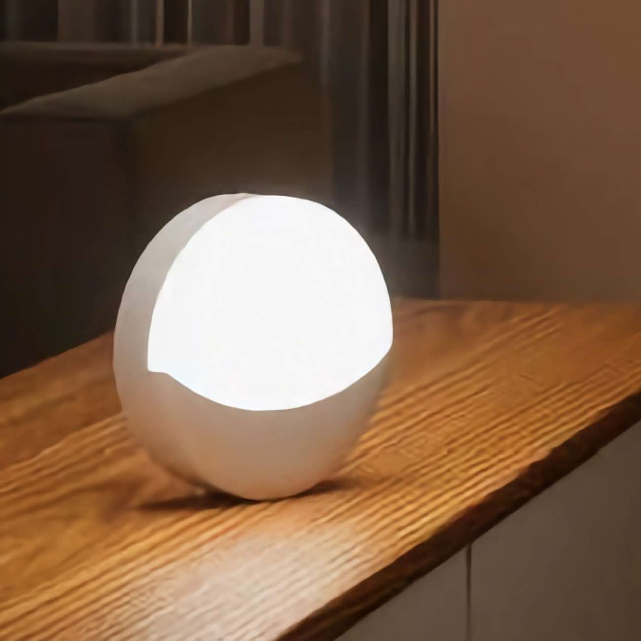 Xiaomi YeeLight Portable Smart Light / Built-in Motion Sensor / Battery-Operated