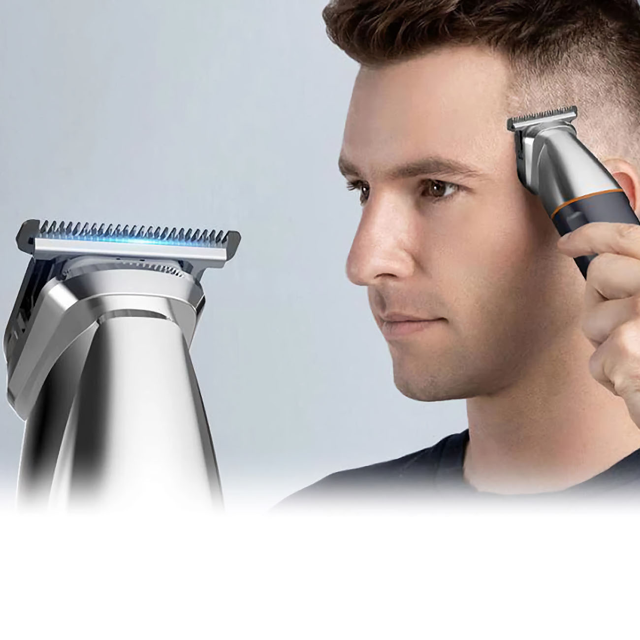 Kemei Shaver / With 5 Additional Heads / Battery-operated / LED Display ...