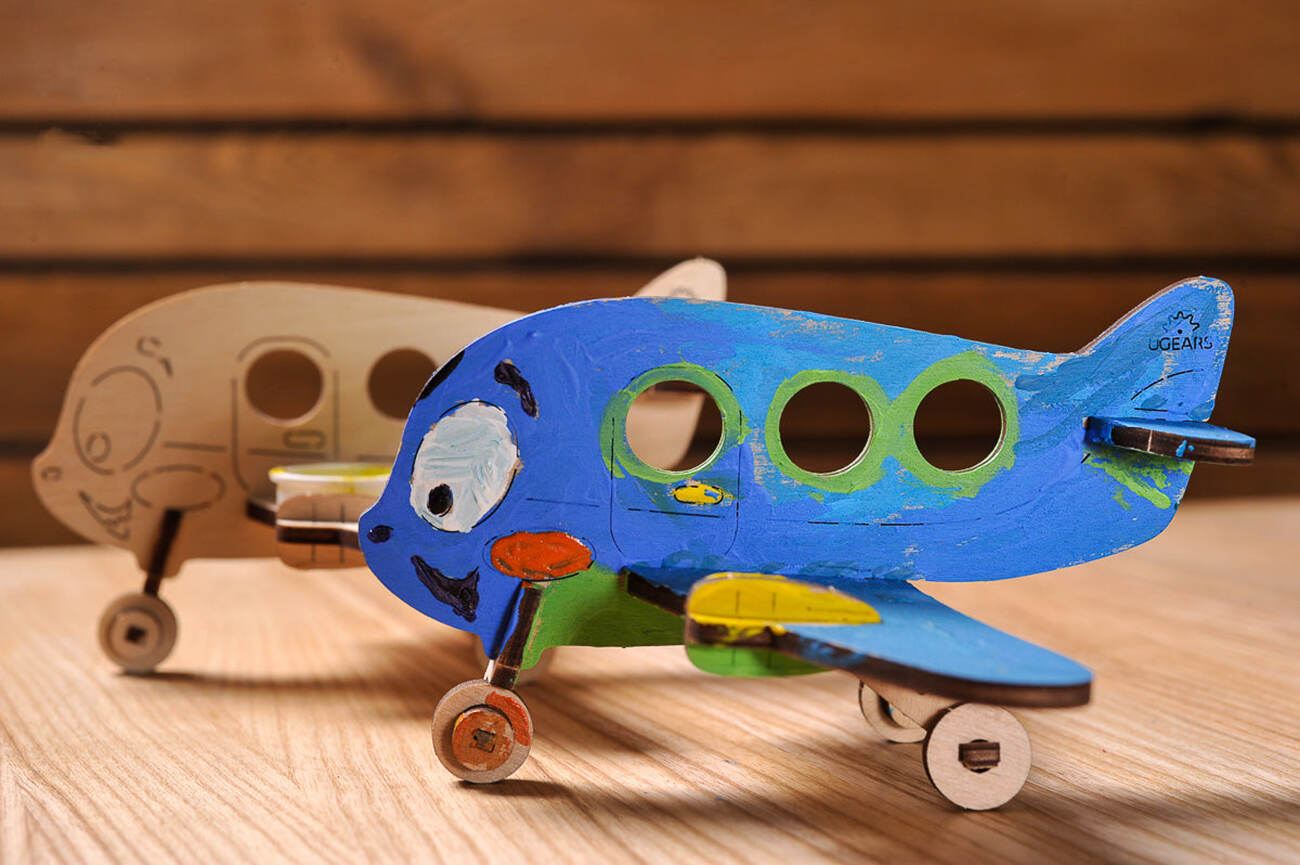 Ugears Kids Coloring Model / Wooden Pieces / Beautiful 3D Design / Airplane