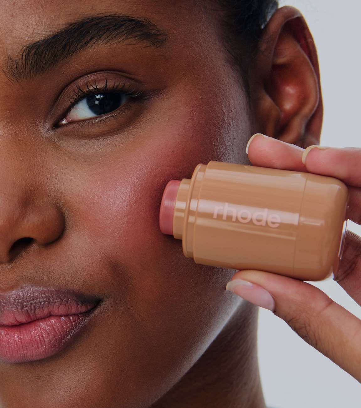 krisrhode pocket blush /freckle Rhode Pocket Blush / Freckle in Qatar